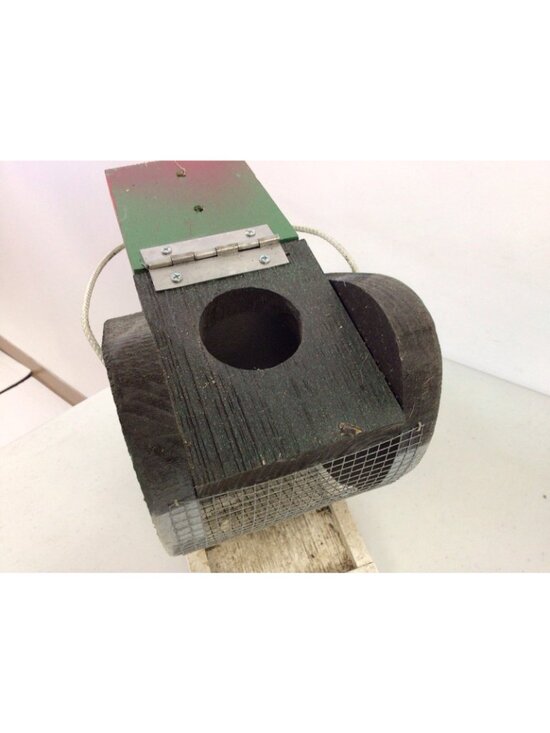 The Woodpecker Family Amish Handcrafted Birdhouse Hummingbird - Picture 7 of 7